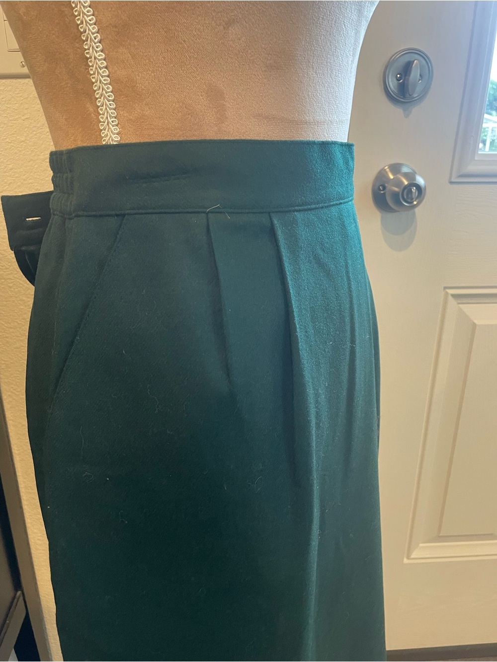 Sag Harbor Classic High-Waist Dark Green Wool Women’s Skirt, 16P